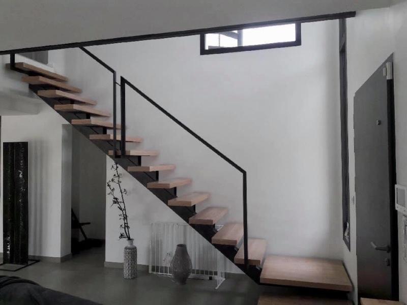 Fabrication d'escalier sur mesure avec plan et visuelle en 3D