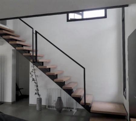 Fabrication d'escalier sur mesure avec plan et visuelle en 3D