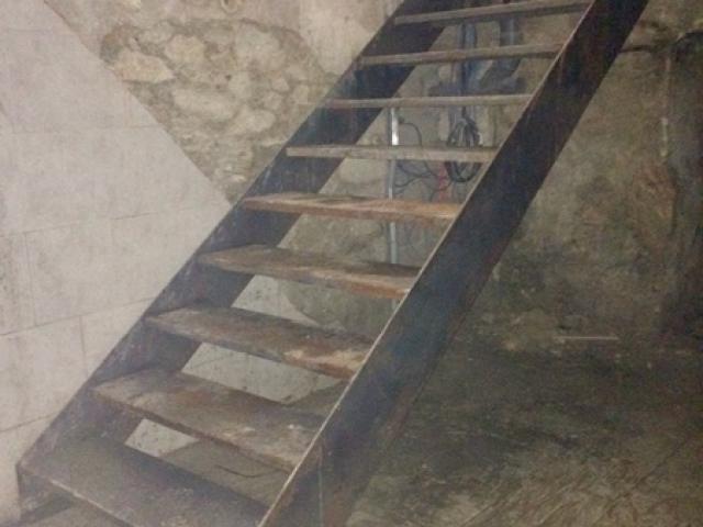 Fabrication d'escalier sur mesure avec plan et visuelle en 3D